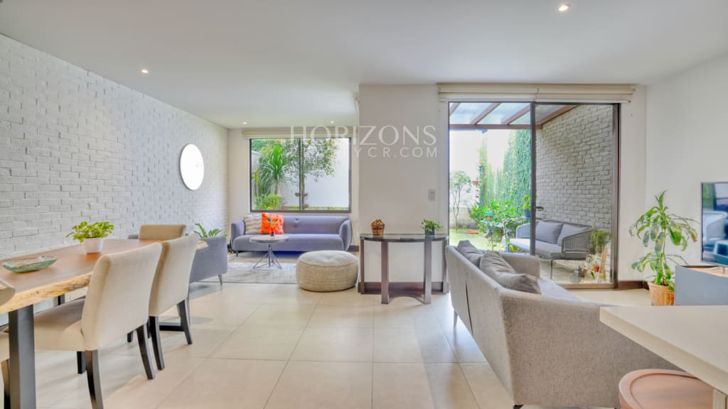 Casa En Venta Condominio La Estefana Sabanilla Con Exclusivas Amenidades Nja1260
