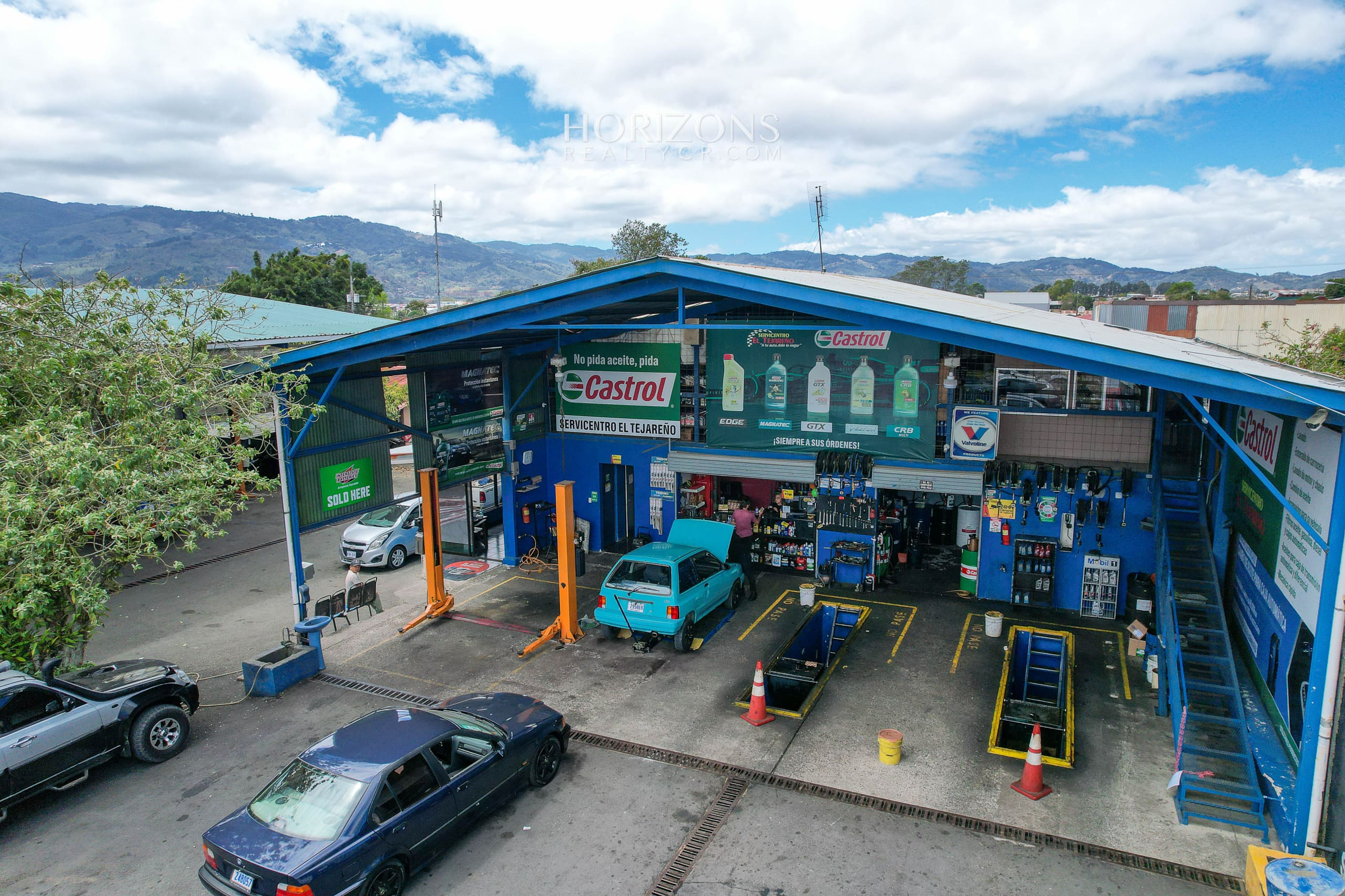 Se Vende Lubricentro En Tejar del Guarco Cartago Capacidad Para Atender 30 Vehículos njc03
