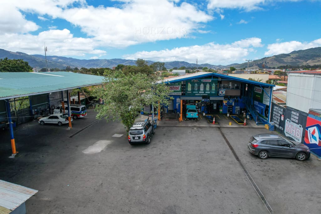 Se Vende Lubricentro En Tejar Del Guarco Cartago Capacidad Para Atender 30 Vehículos Njc03