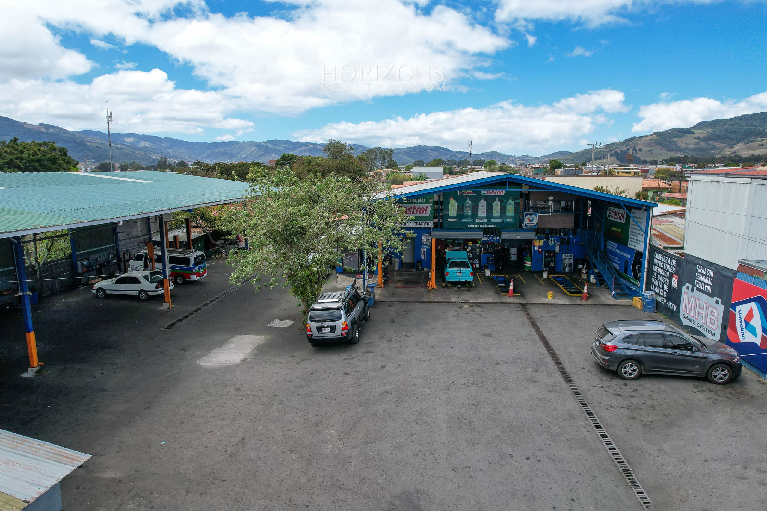 Se Vende Lubricentro En Tejar del Guarco Cartago Capacidad Para Atender 30 Vehículos njc03