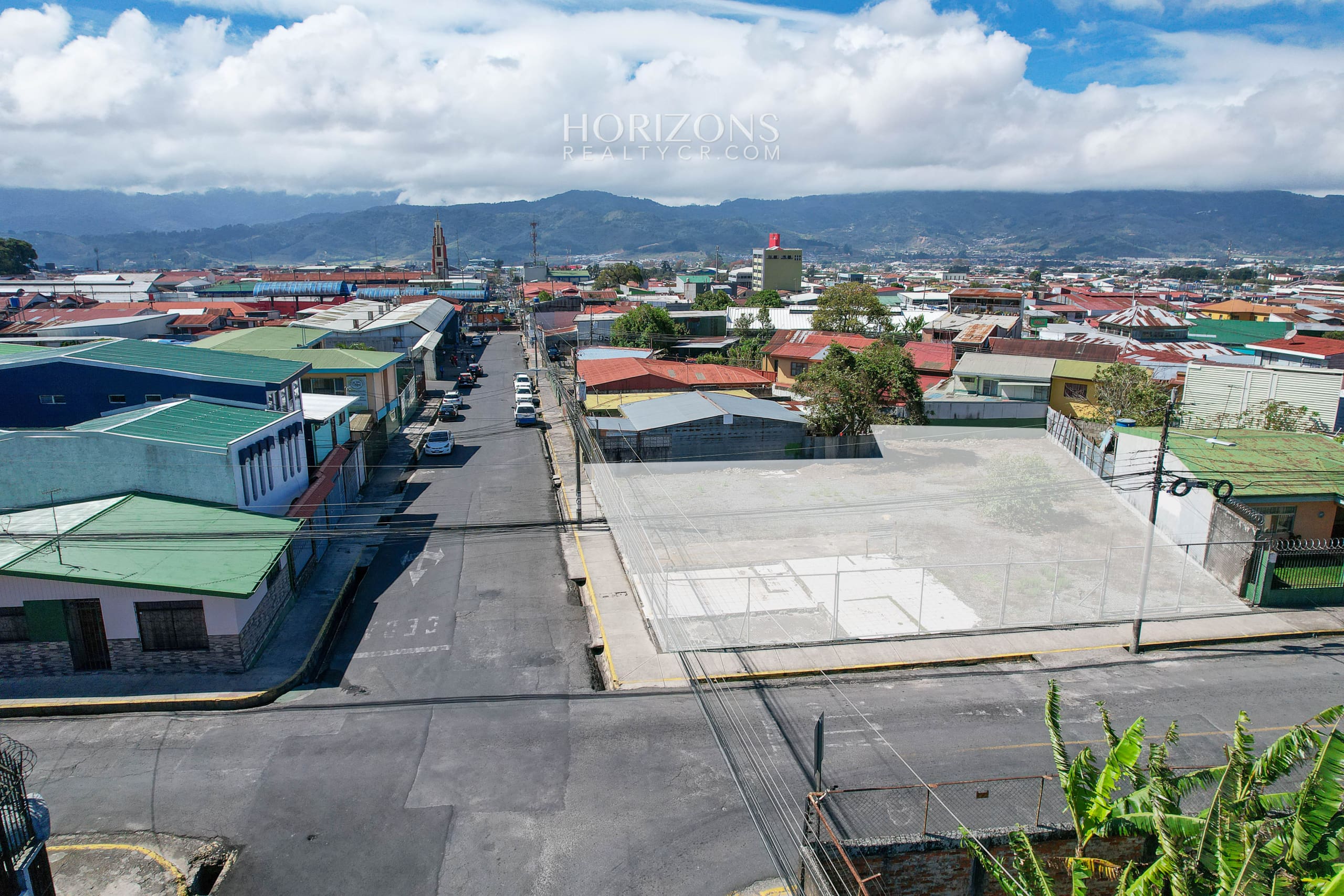 Venta de Lote Esquinero en Cartago Centro 779m² Plano Con  Uso Suelo Mixto njc05