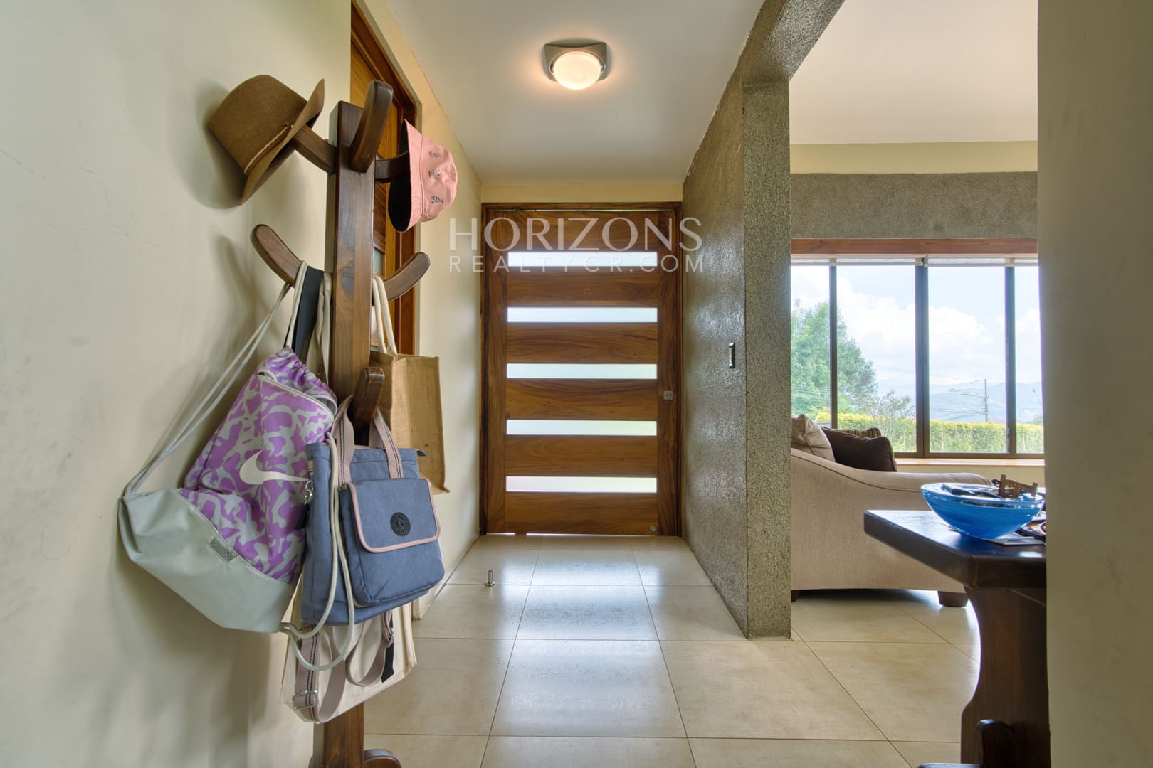 Se Vende Moderna Casa en Antolina Cartago Hermosas Vistas y Clima Fresco njc08