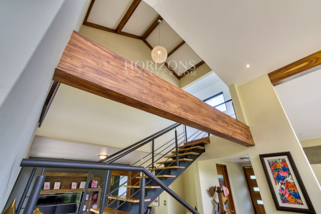 Se Vende Moderna Casa en Antolina Cartago Hermosas Vistas y Clima Fresco njc08