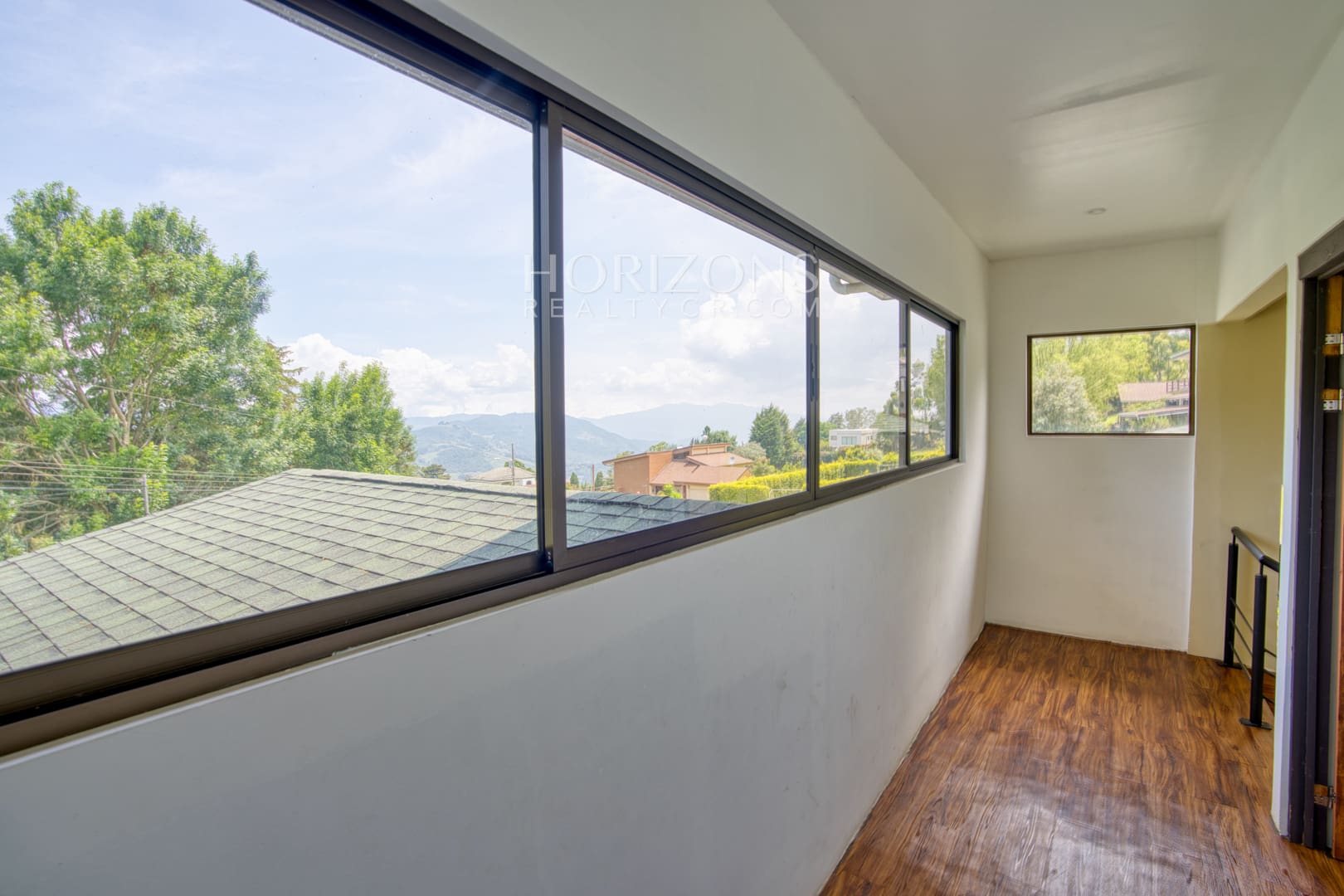 Se Vende Moderna Casa en Antolina Cartago Hermosas Vistas y Clima Fresco njc08