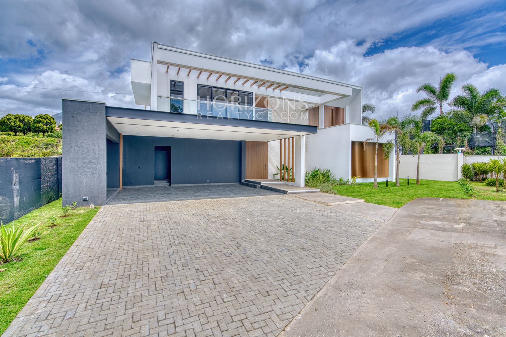 Casa de lujo en venta en Escazú, House of Light, Los Laureles, con piscina privada