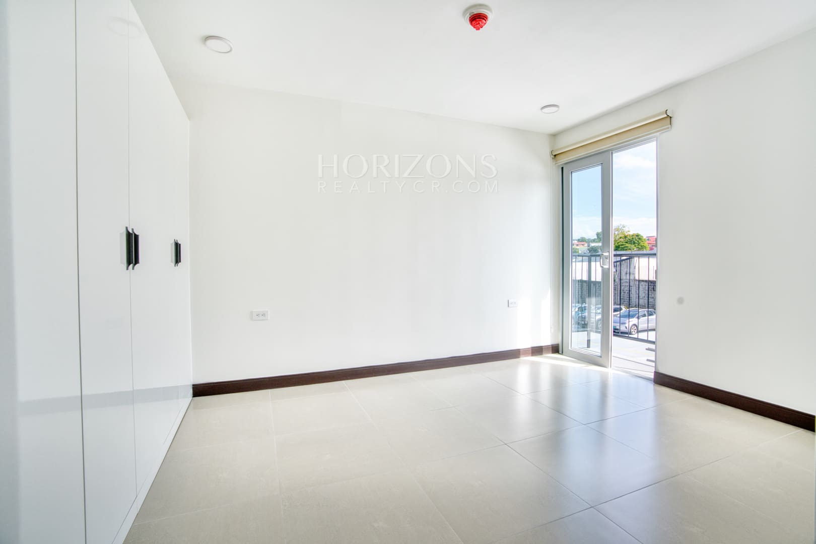 Se Vende Apartamento en Condominio Khaya, Curridabat 1 Habitación Ideal para Inversión NJA1275