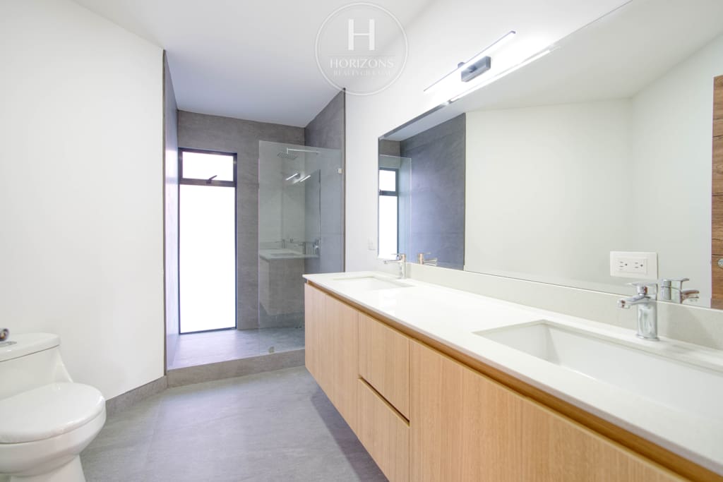 ¡Casa Para Estrenar en Residencial Altamonte! Arquitectura Contemporánea Granadilla Curridabat nja1267