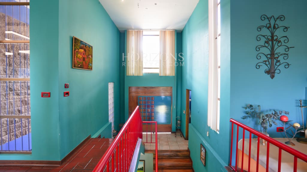 Se Vende Casa con Amplio Jardin en Residencial Sierras de La Union Vista a las Montañas nja1281