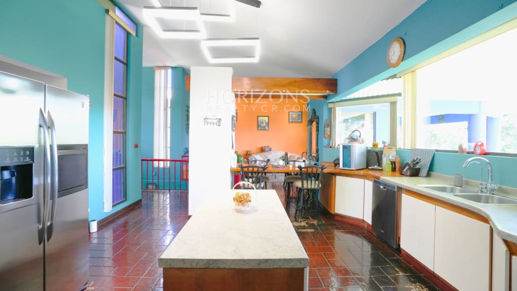 Se Vende Casa con Amplio Jardin en Residencial Sierras de La Union Vista a las Montañas nja1281