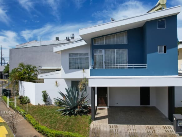 En Venta Moderna Casa En Condominio Mirasol Sabanilla A 1.4 Km De Ucr Amplias Zonas Verdes Nja1271