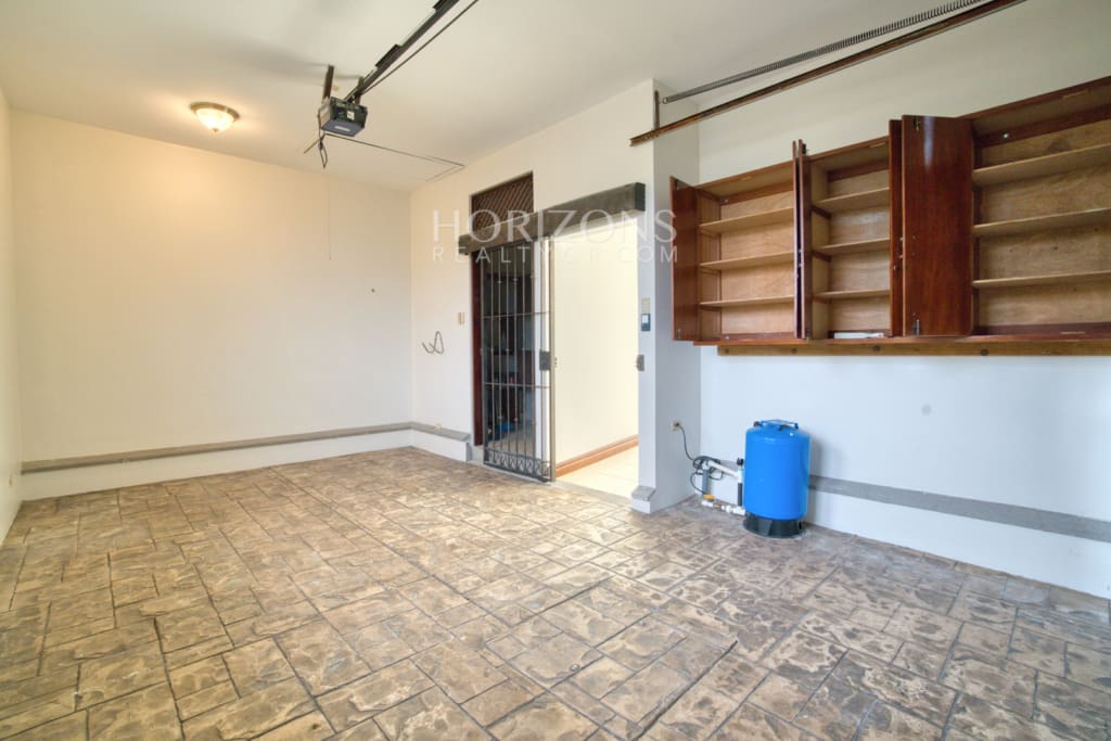 Casa de una Planta en Residencial Altamonte 3 Habitaciones más Oficina y C. Servicio nja1301