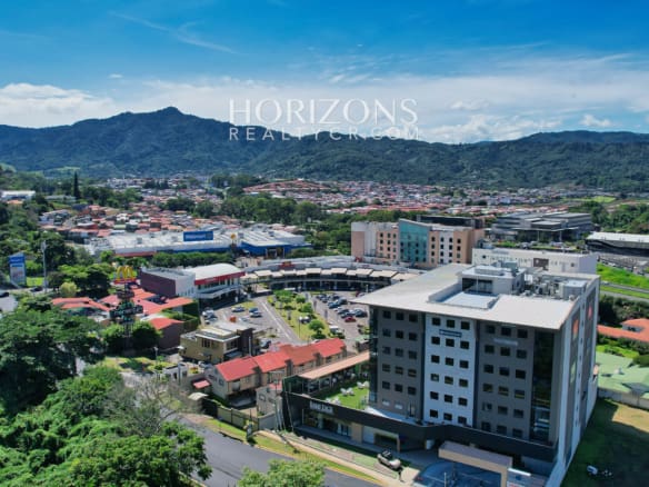¡Para Estrenar! Oficina En Oficentro Momentum Pinares 146M² Hrc32