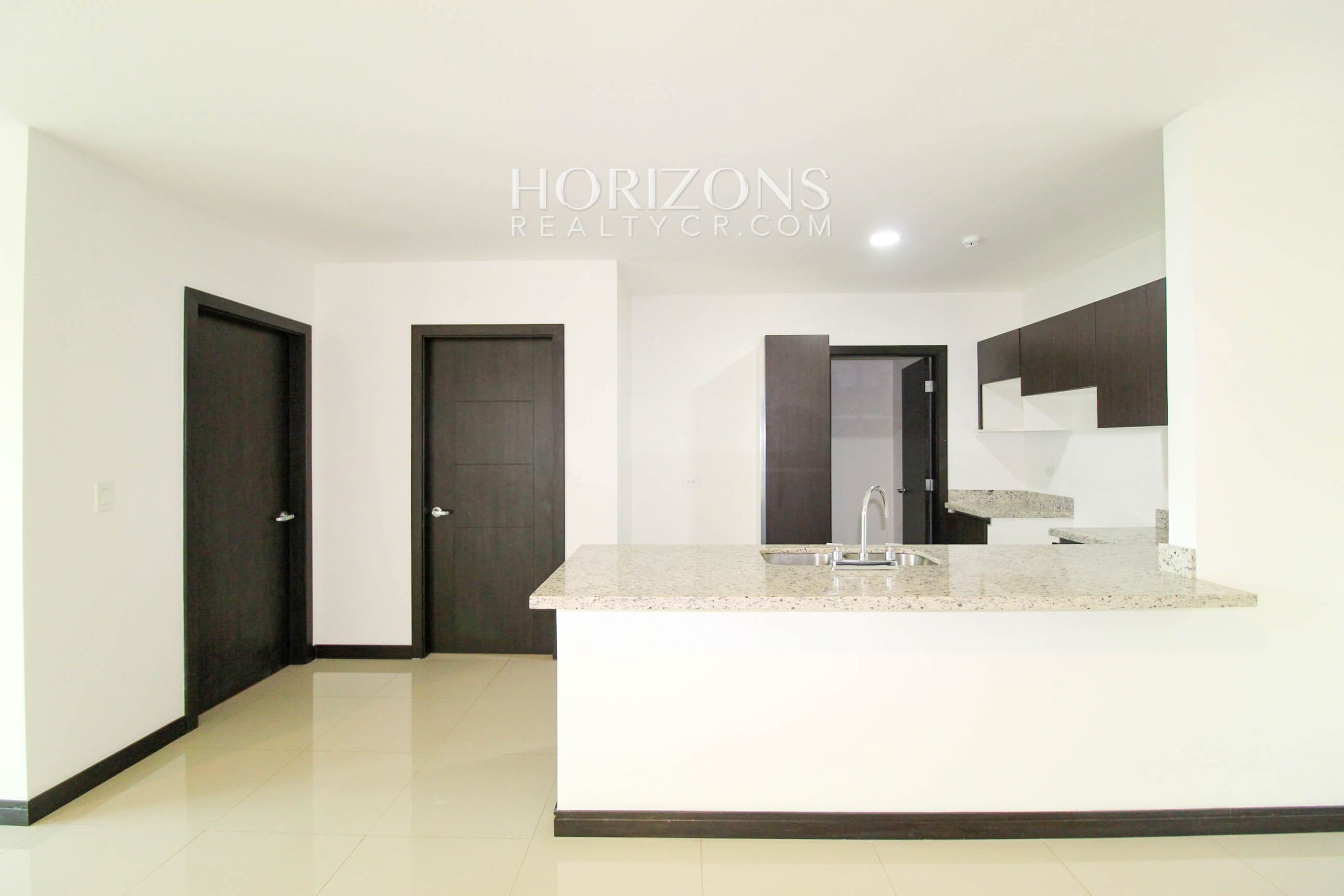 Se Alquila en Curridabat Apartamento en Vistas de Altamonte 2 Habitaciones noj1030