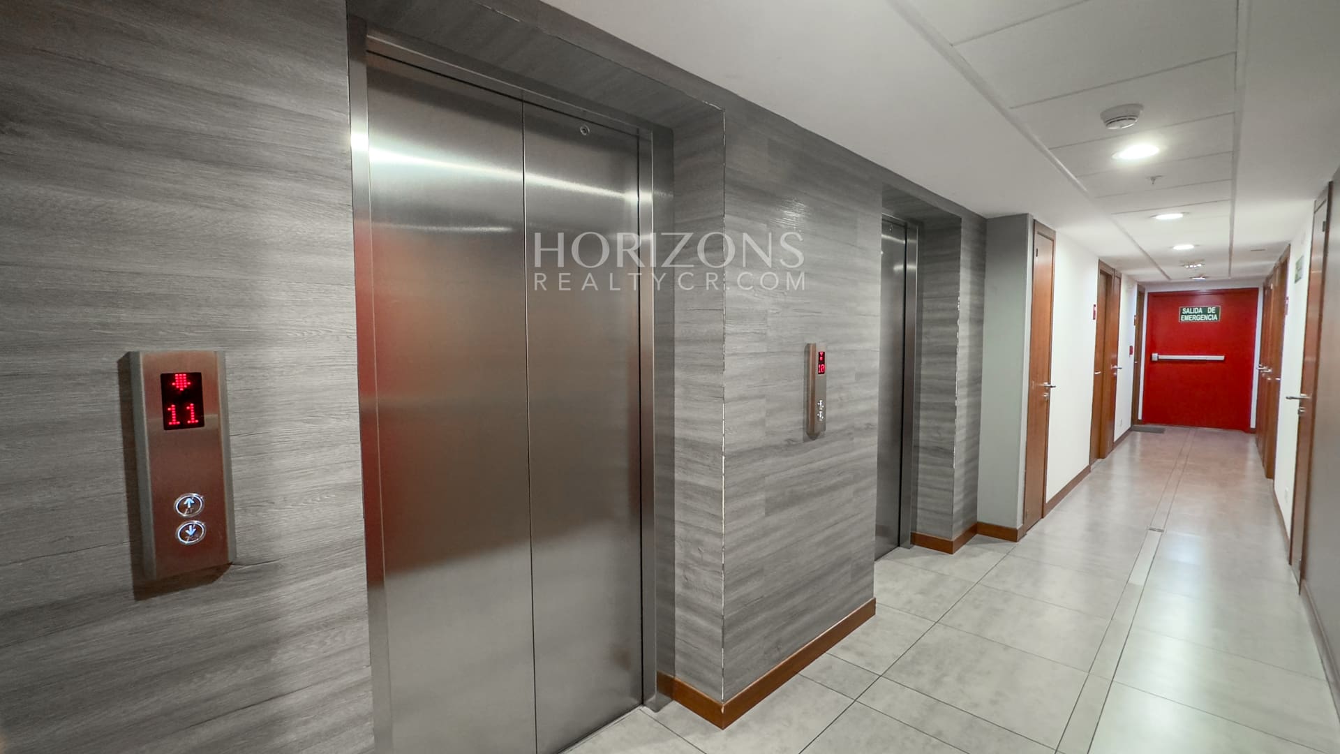 Apartamento en Latitud Yoses 3 Habitaciones Piso 10 con Vista al Valle nja1270