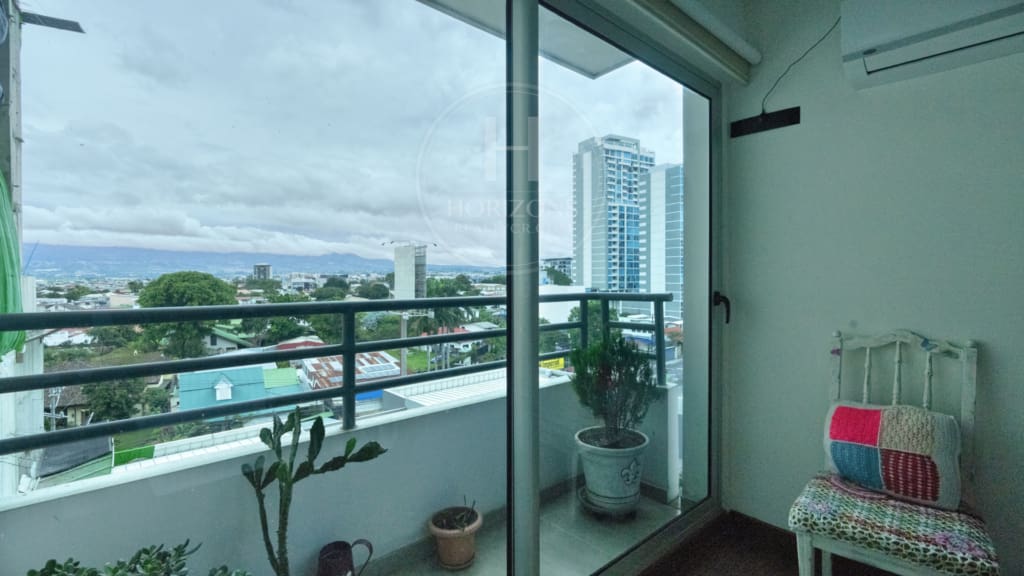 Apartamento en Latitud Yoses 3 Habitaciones Piso 10 con Vista al Valle nja1270