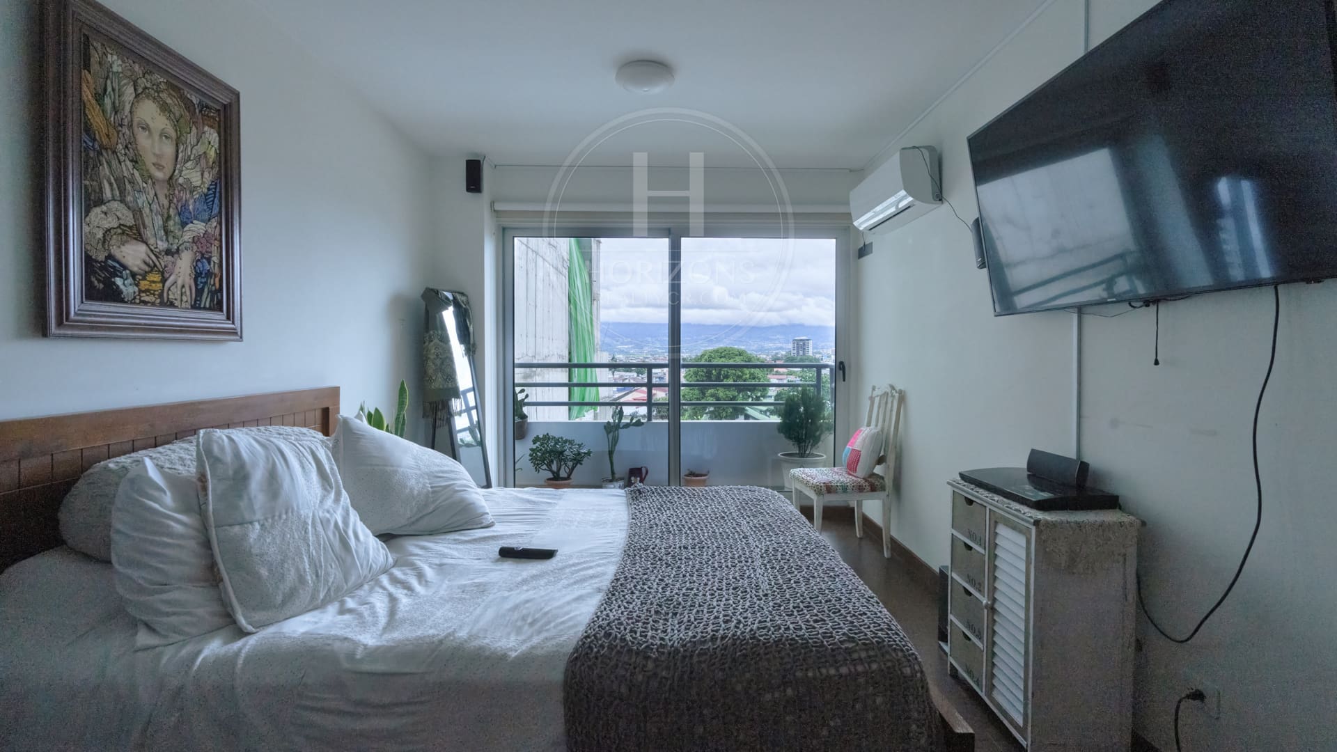 Apartamento en Latitud Yoses 3 Habitaciones Piso 10 con Vista al Valle nja1270