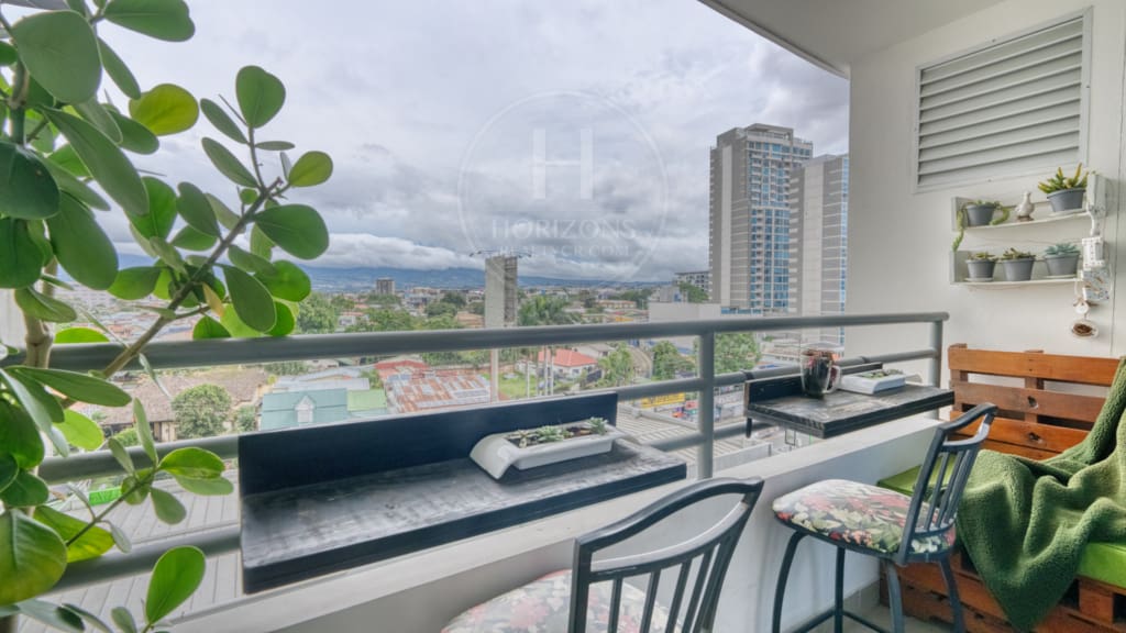 Apartamento en Latitud Yoses 3 Habitaciones Piso 10 con Vista al Valle nja1270