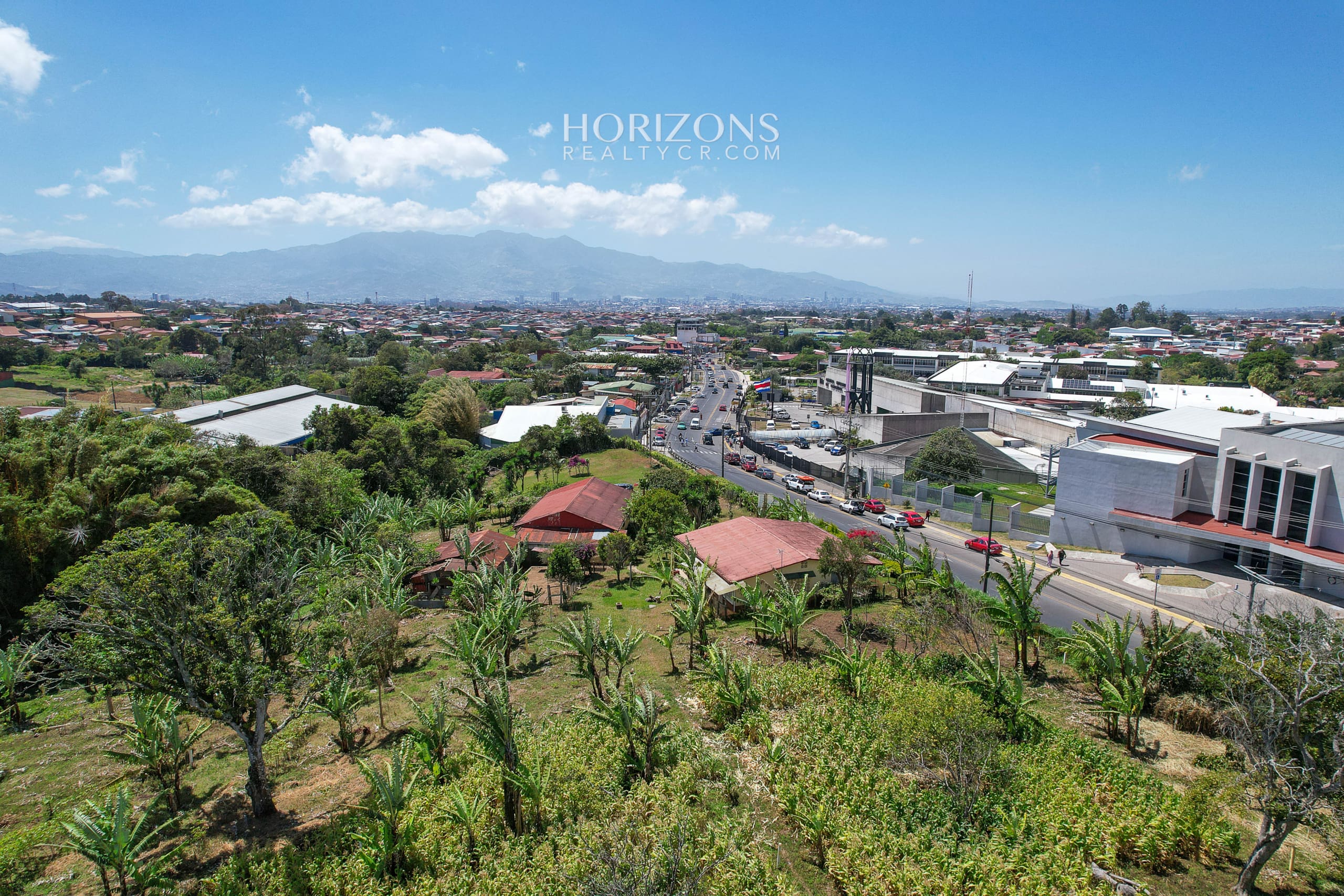 Terreno de 3.864m2  en Coronado ideal para desarrollo Excelente Ubicación Vistas a las Montañas y al Valle hcr39