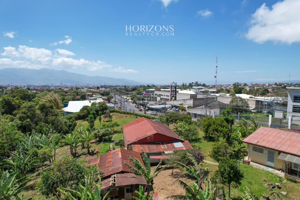 Terreno de 5.313m2 con Vista al Valle ideal para desarrollo Excelente Ubicación en  Coronado hcr38