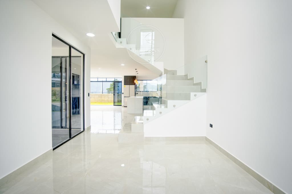 ¡Preventa! Casa en Condominio Hacienda Peraz 5 Habitaciones nja1314