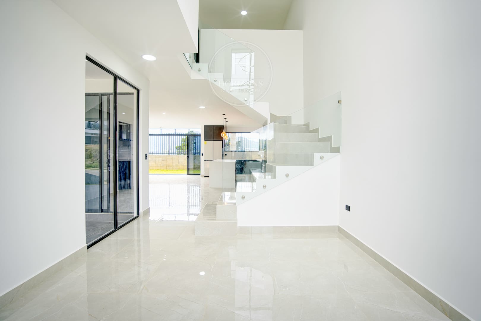 ¡Preventa! Casa en Condominio Hacienda Peraz 5 Habitaciones nja1314