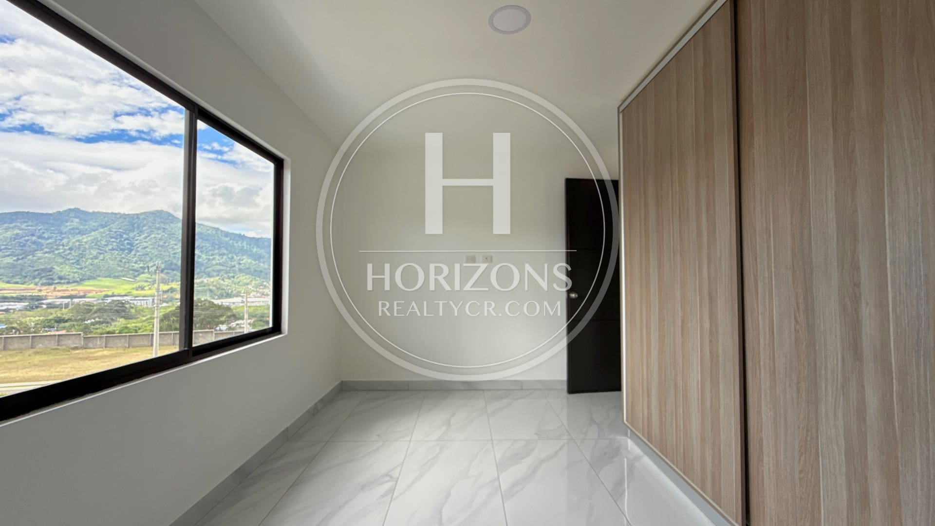 Casa Nueva en Venta Condominio Acqua! de 4 Habitaciones 1 en Primer Nivel nja1319