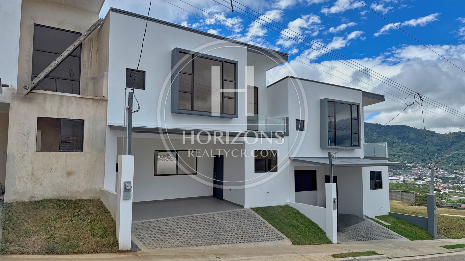 Casa Nueva en Venta Condominio Acqua! de 4 Habitaciones 1 en Primer Nivel nja1319