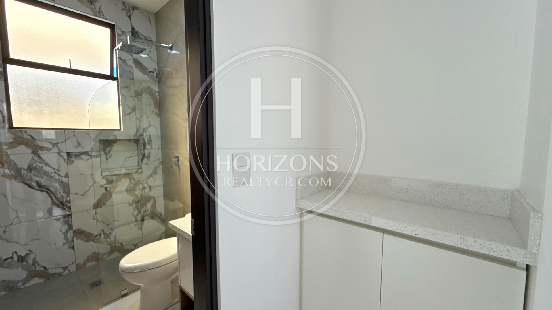 Casa Nueva en Venta Condominio Acqua! de 4 Habitaciones 1 en Primer Nivel nja1319