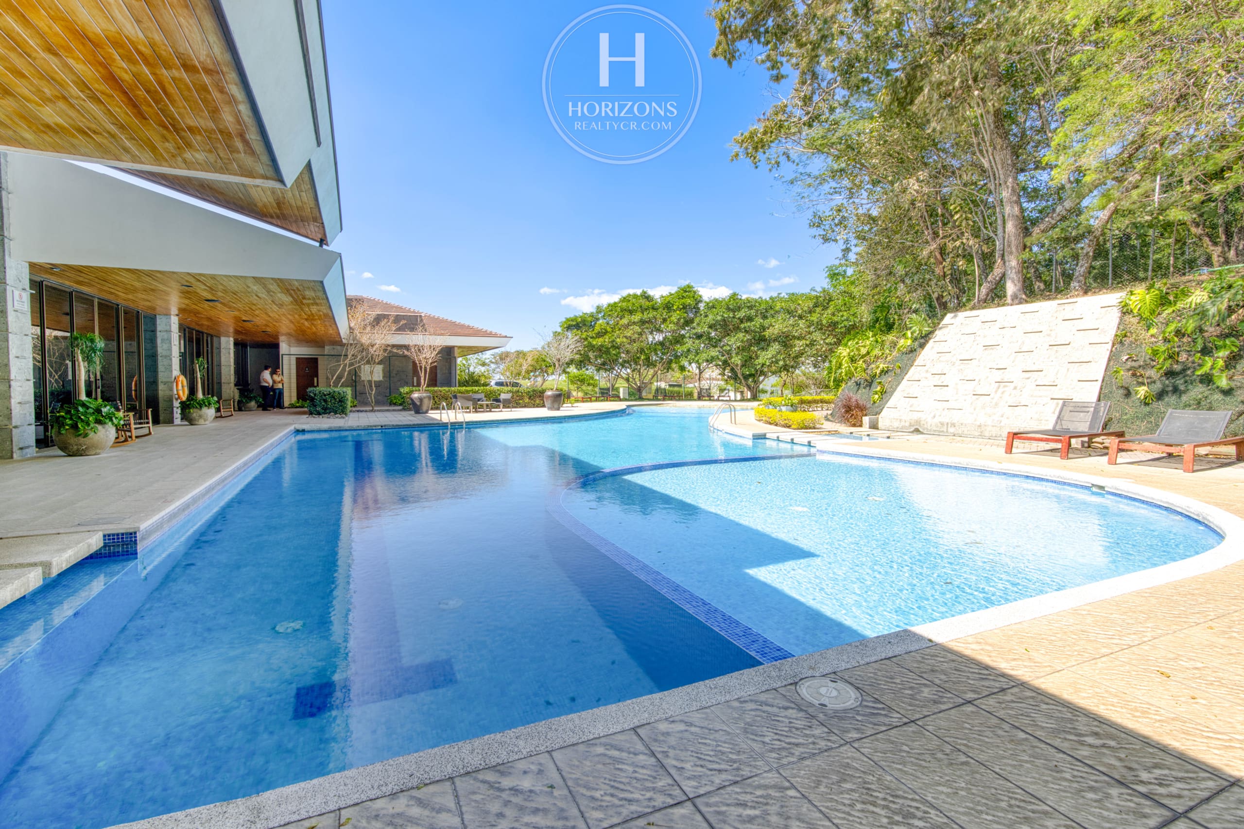 Lote de 2181m² en Venta en Condominio Hacienda Espinal, La Guácima, Alajuela  nja1320