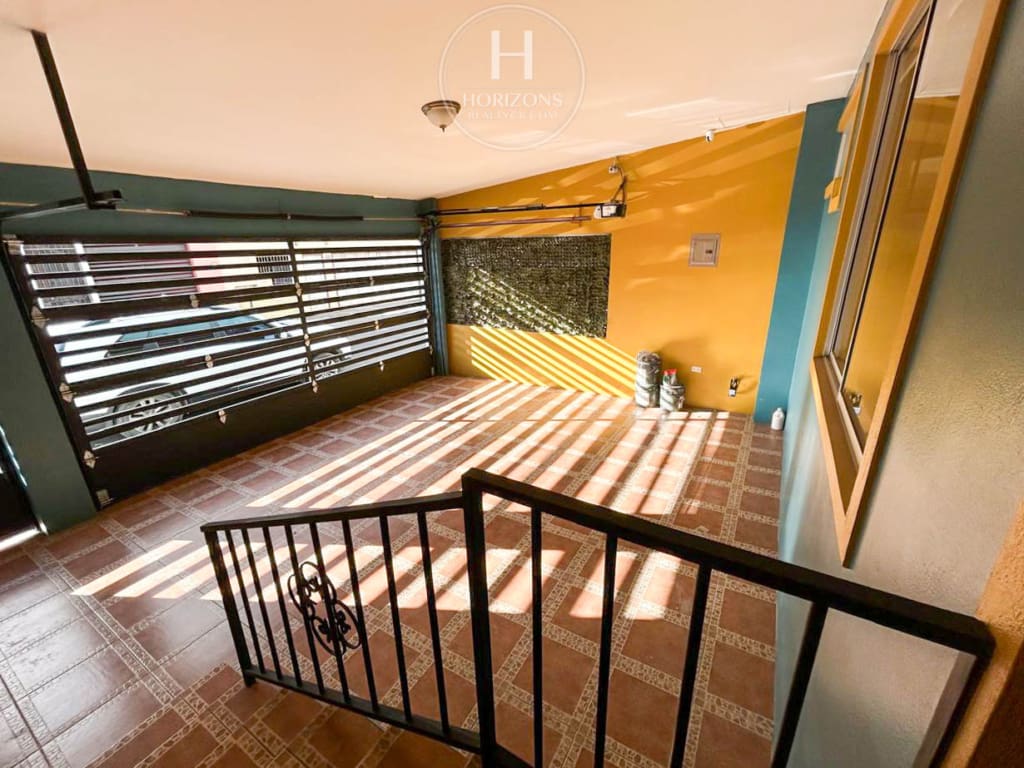 ¡Se Alquila! Casa con Patio Dentro de Residencial en Tres Rios 3 habitaciones + Oficina nja1321