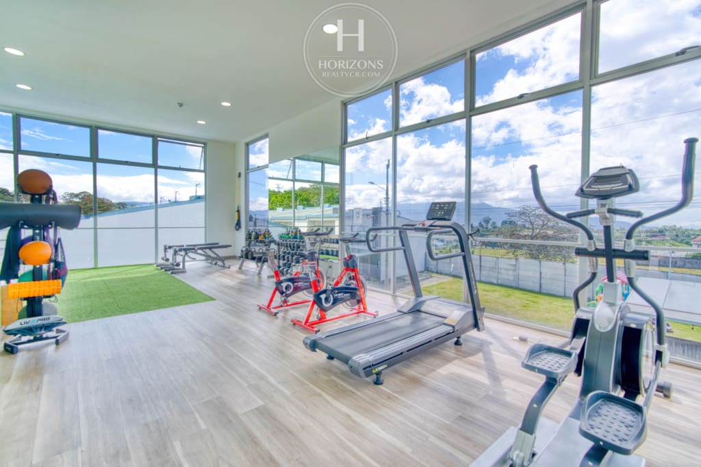 Casa en Venta en Condominio M.O. Living con Gym y Patio en San Rafael de Montes de Oca noj1043