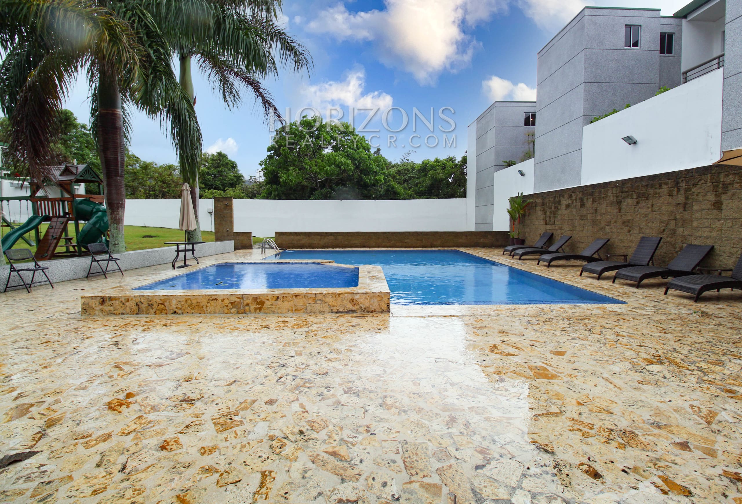 Se Alquila Casa Amueblada En Condominio Tirreno 3 Habitaciones + C. Servicios Escazu njv76