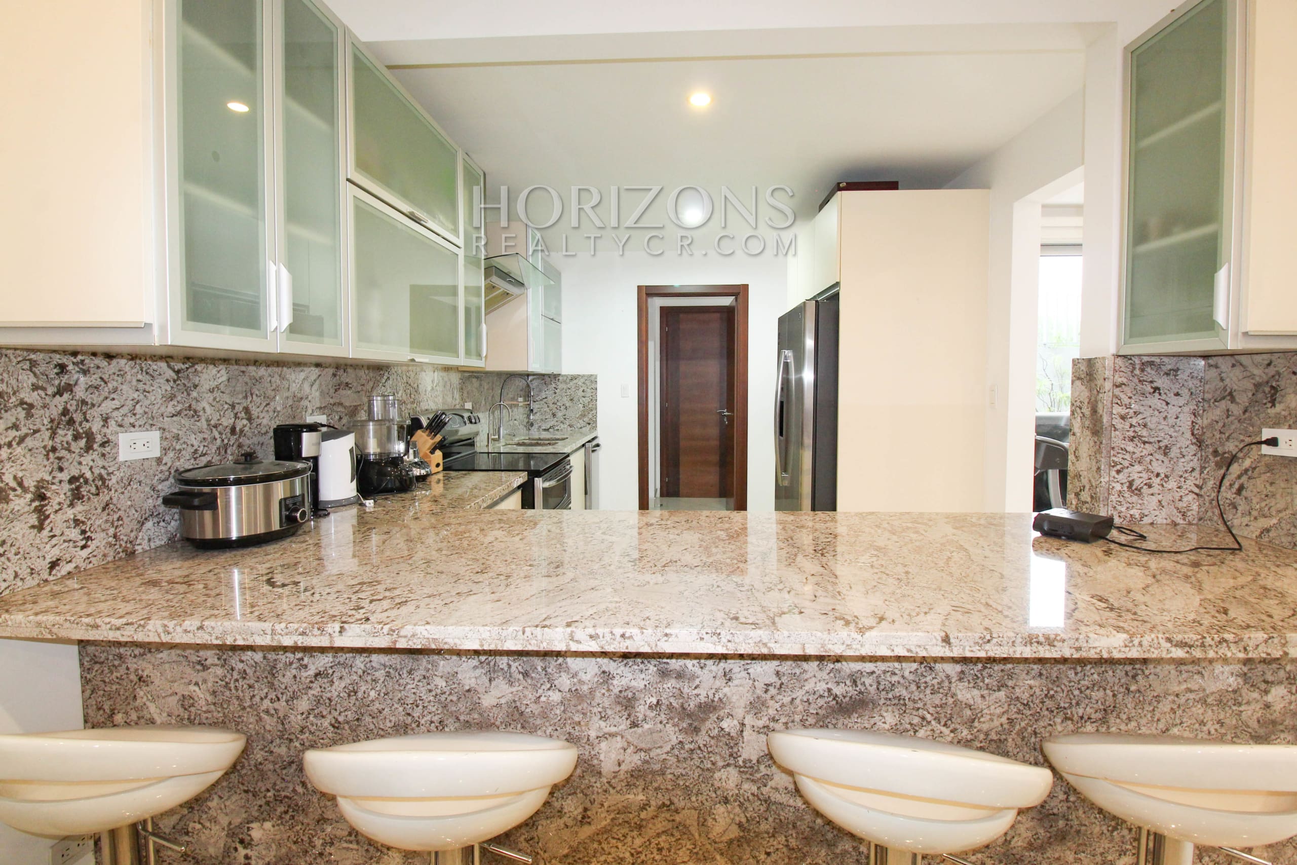 Se Alquila Casa Amueblada En Condominio Tirreno 3 Habitaciones + C. Servicios Escazu njv76