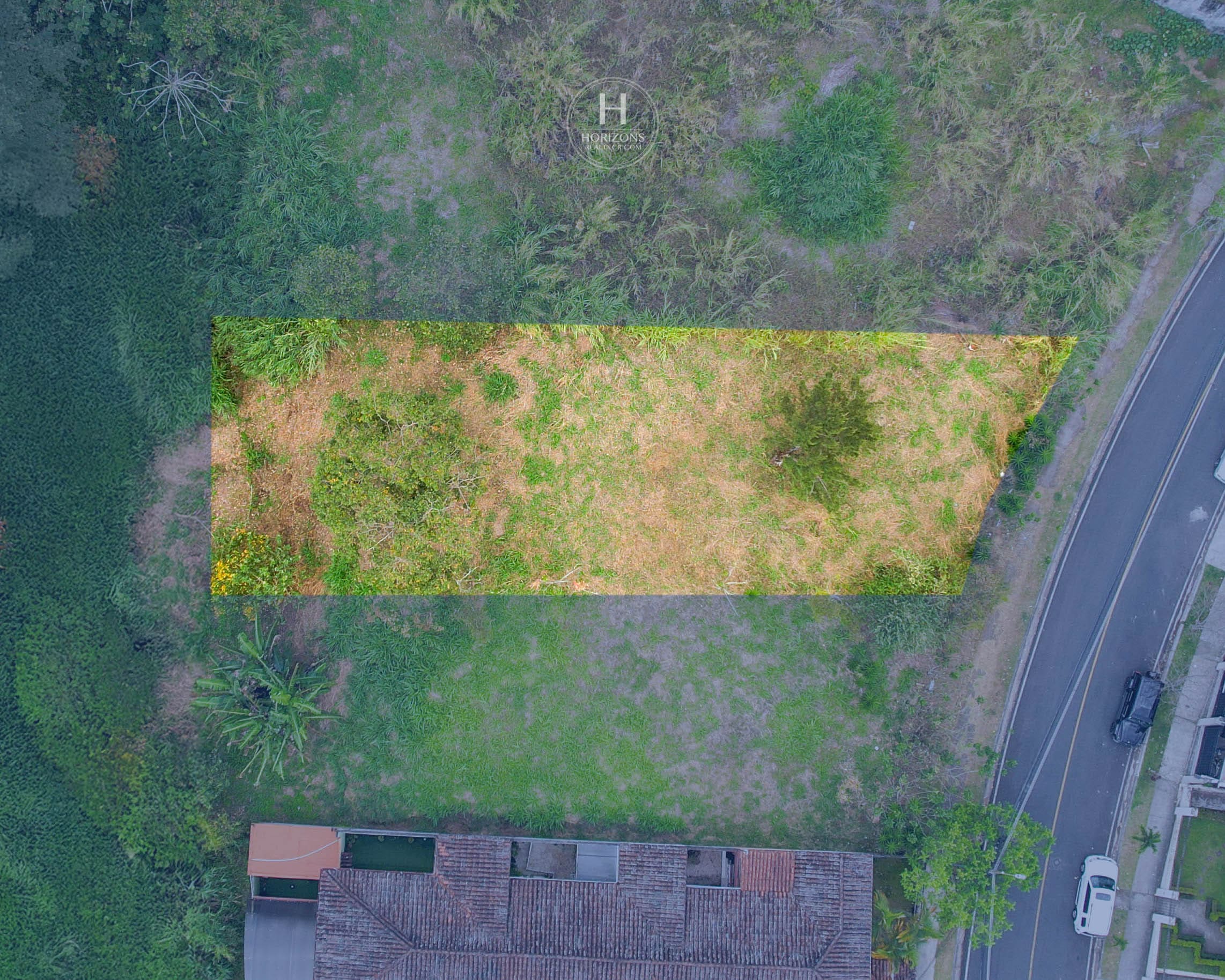 Venta de Lote Pinares de Curridabat: Ubicación Estratégica y Potencial de Desarrollo Residencial noj1048