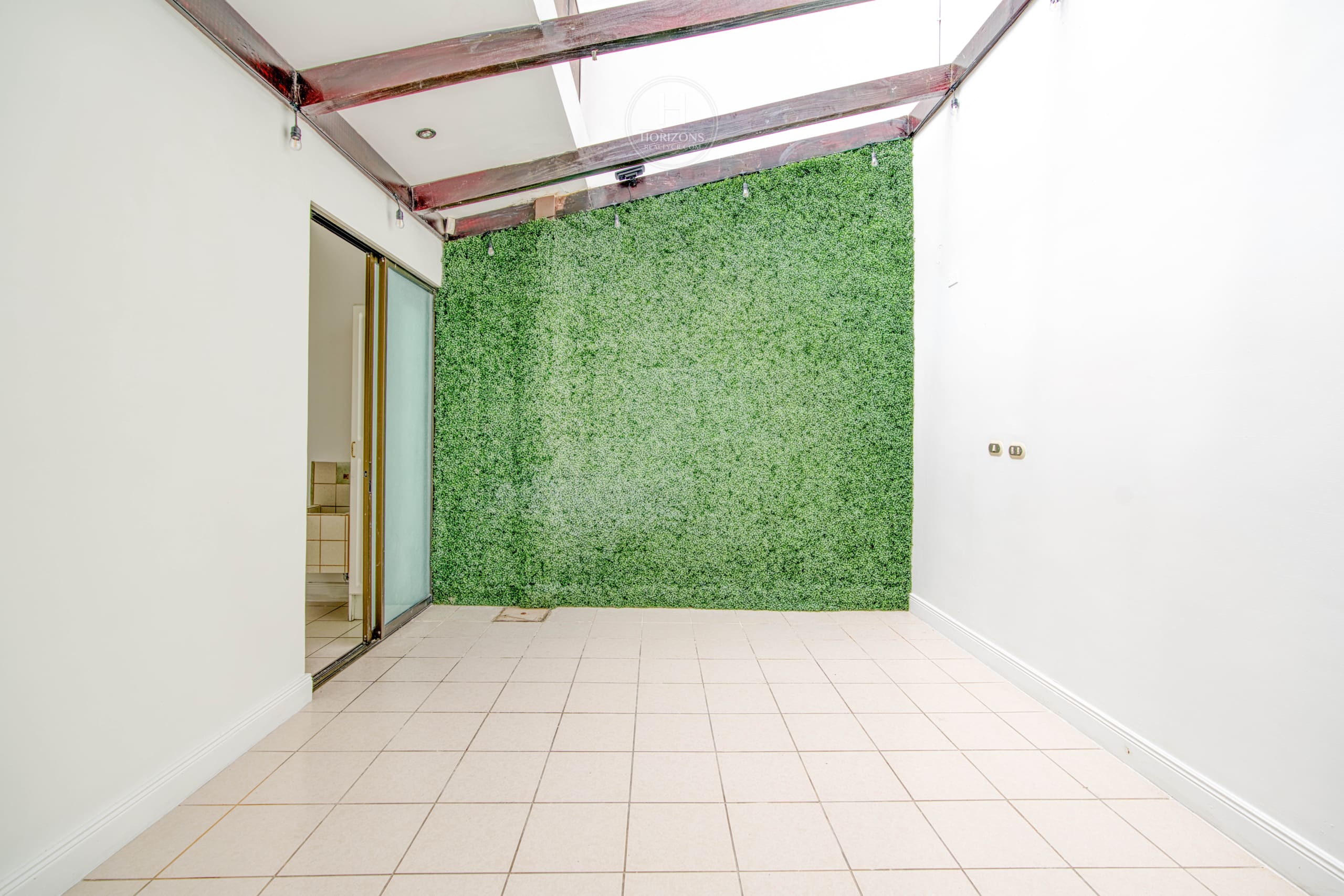 Se Vende Casa Condominio en Sabanilla 3 Habitaciones + Terraza noj1057