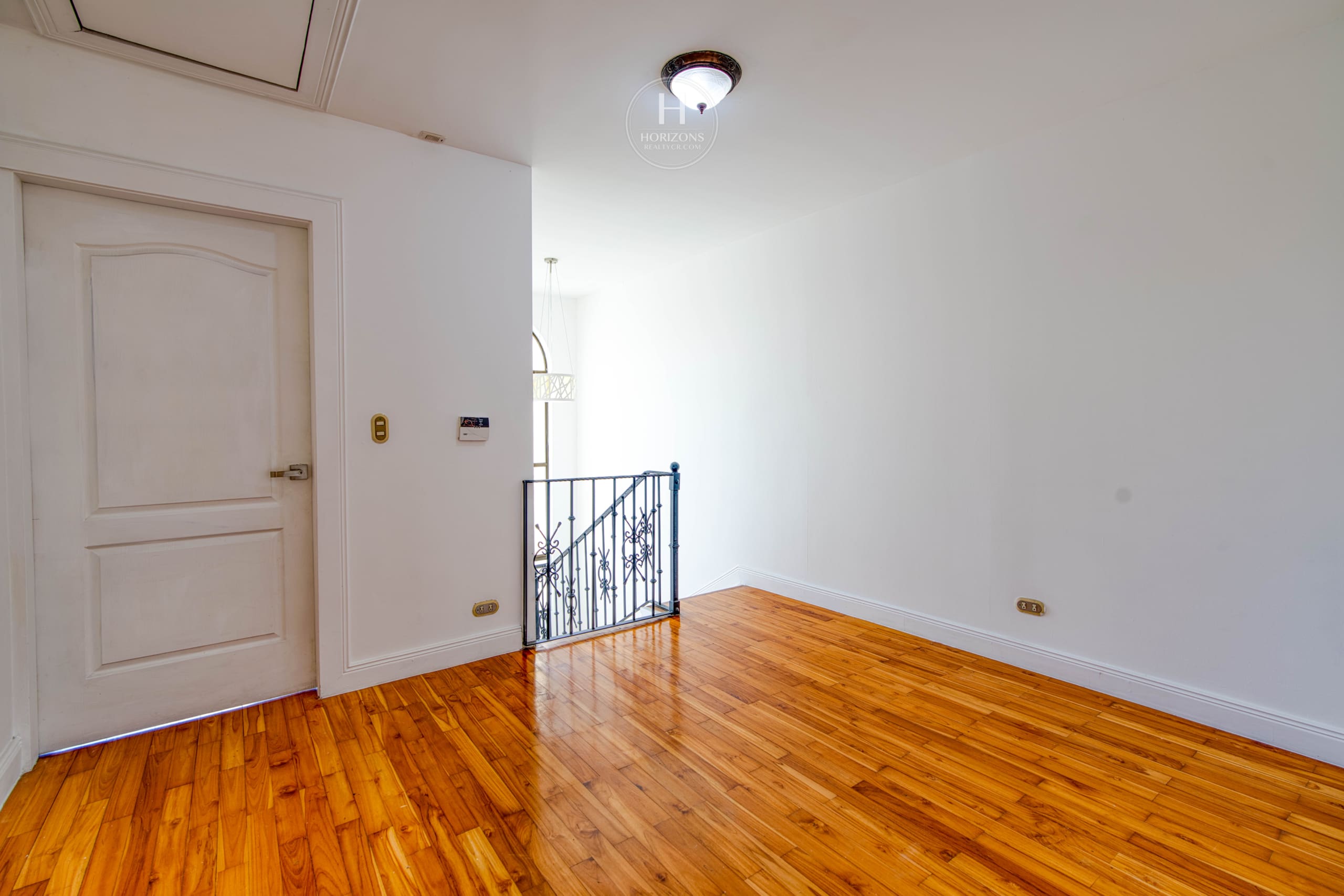 Se Vende Casa Condominio en Sabanilla 3 Habitaciones + Terraza noj1057