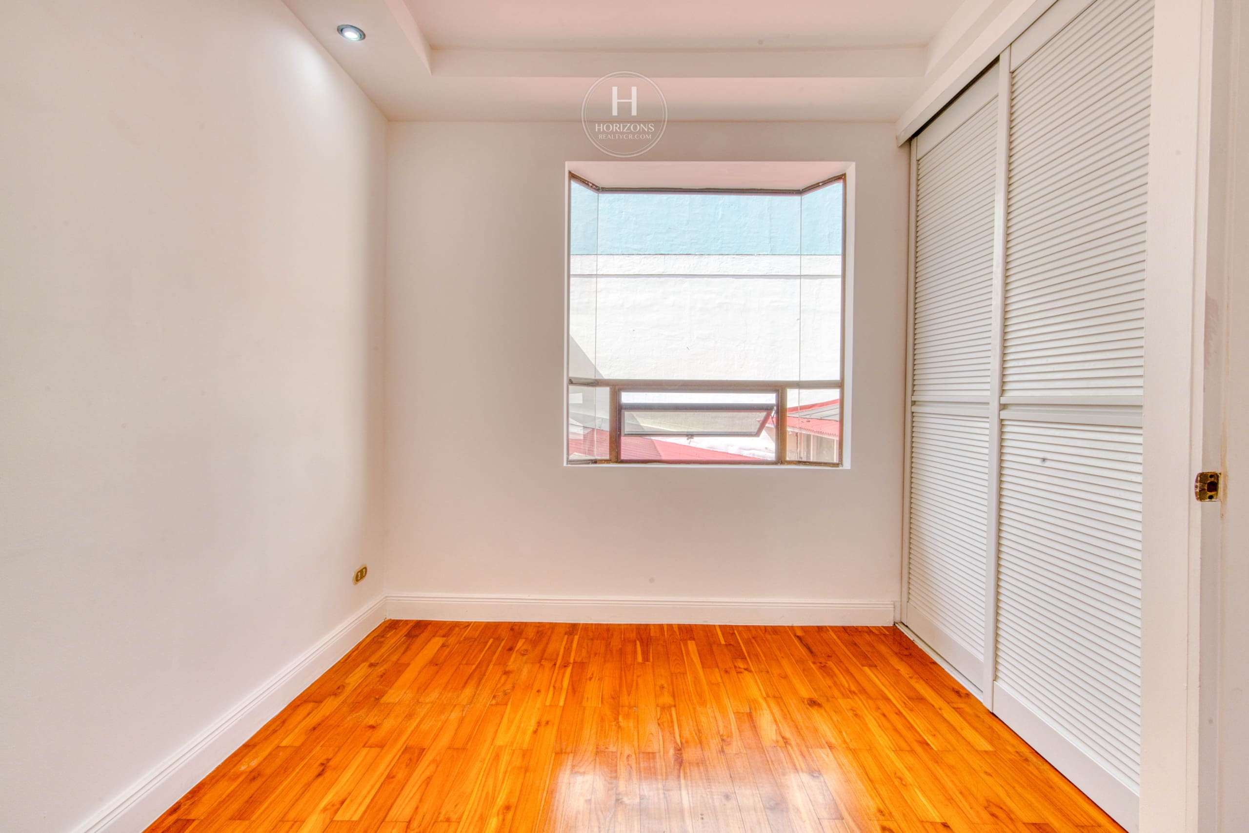 Se Vende Casa Condominio en Sabanilla 3 Habitaciones + Terraza noj1057