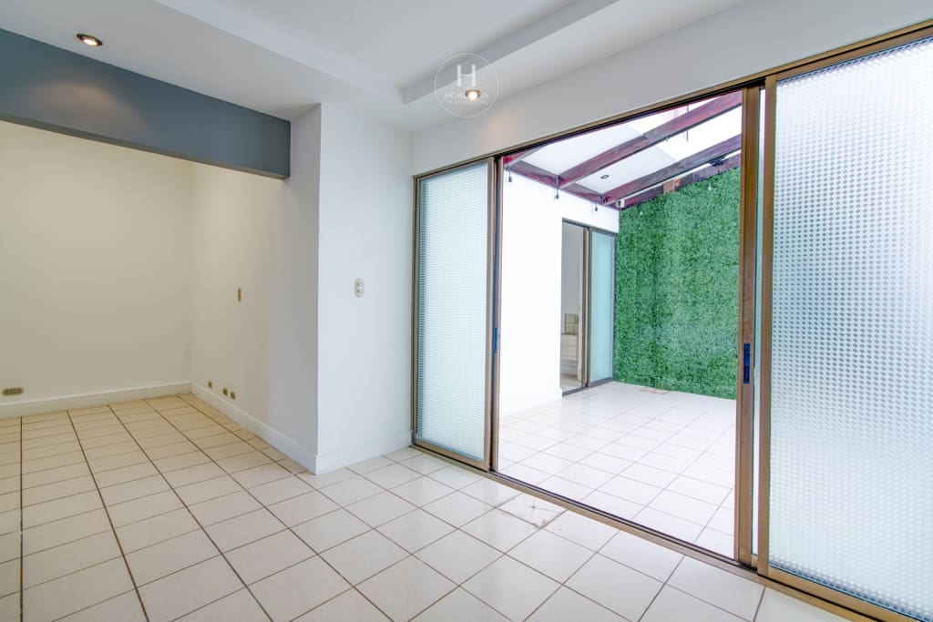 Se Vende Casa Condominio en Sabanilla 3 Habitaciones + Terraza noj1057