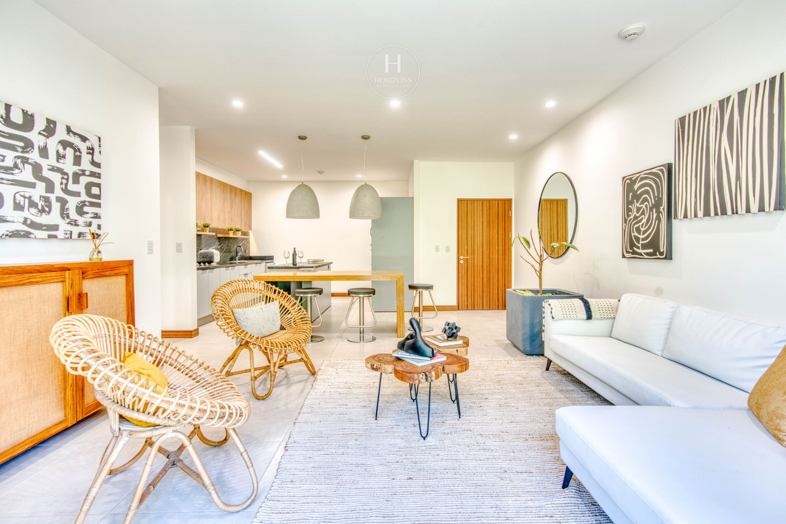Prenventa de Apartamentos de Lujo Condominio Roble Sabana, Santa Ana nja1325