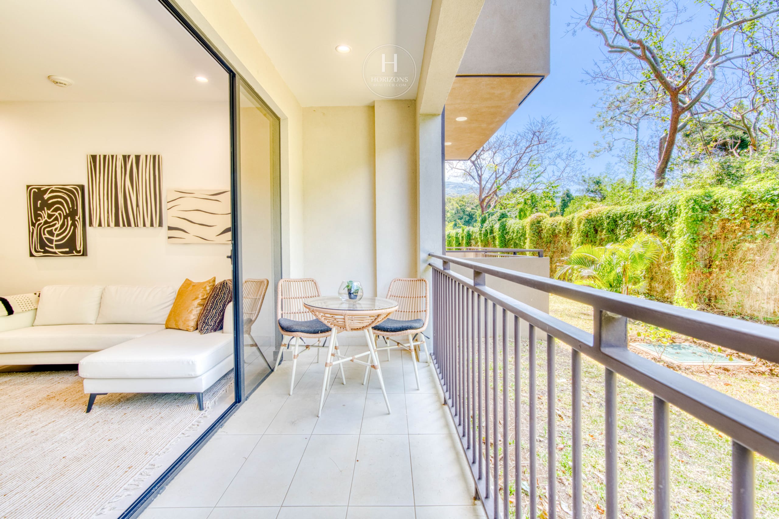 Prenventa de Apartamentos de Lujo Condominio Roble Sabana, Santa Ana nja1325