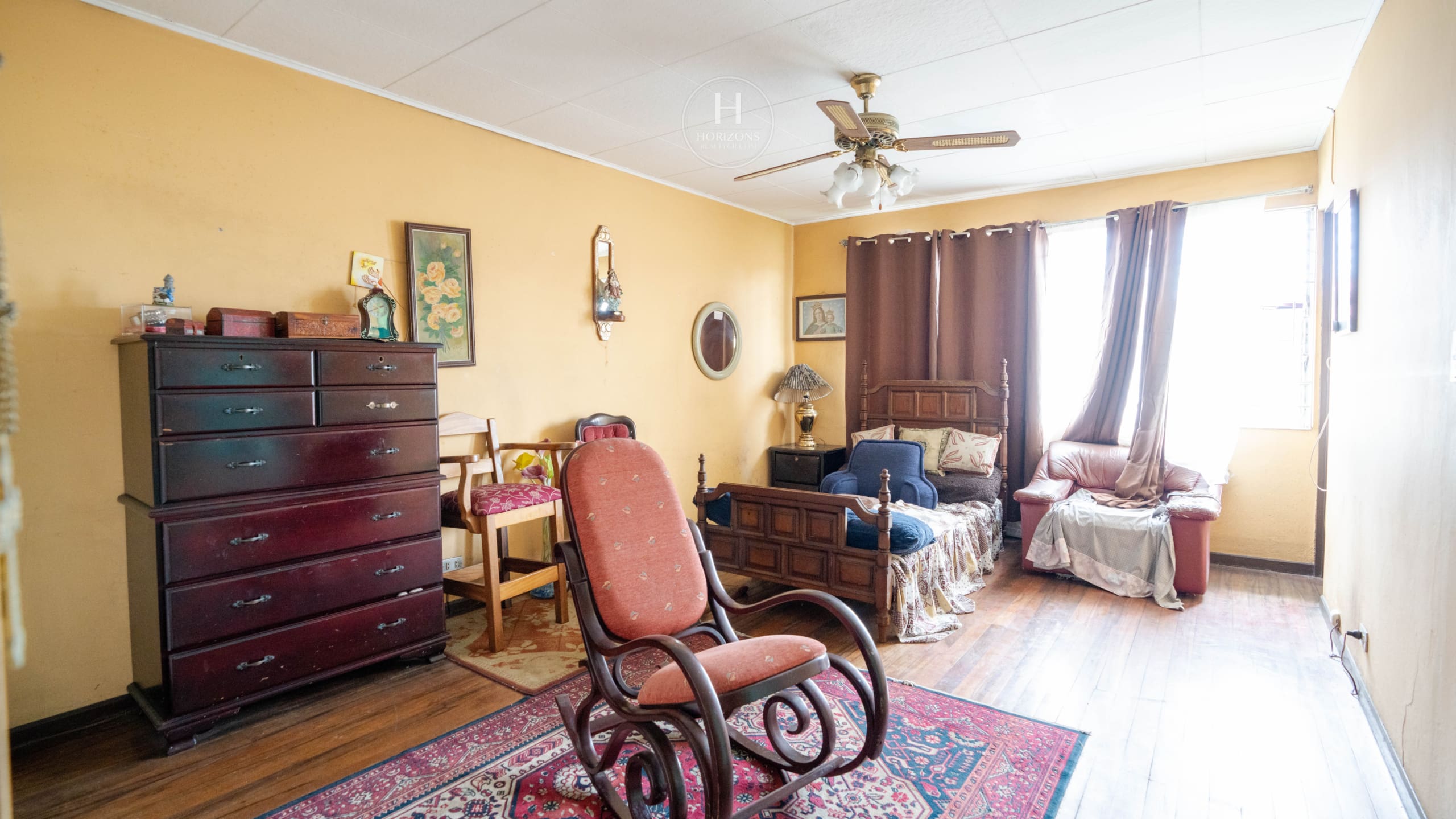 Oportunidad Comercial en La Sabana Propiedad Esquinera con Alto Potencial 4 habitaciones noj1052