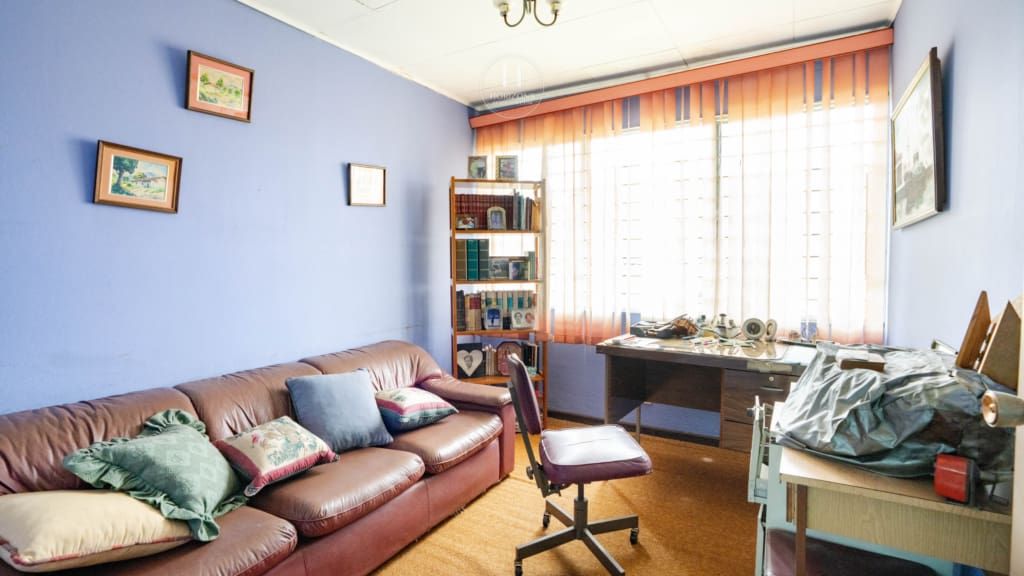 Oportunidad Comercial en La Sabana Propiedad Esquinera con Alto Potencial 4 habitaciones noj1052