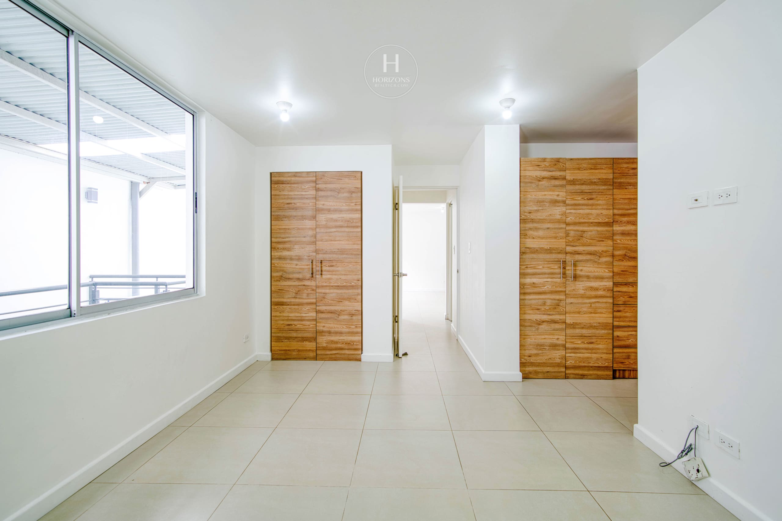 Venta de Complejo de Apartamentos en Curridabat Inversión Rentable noj1053