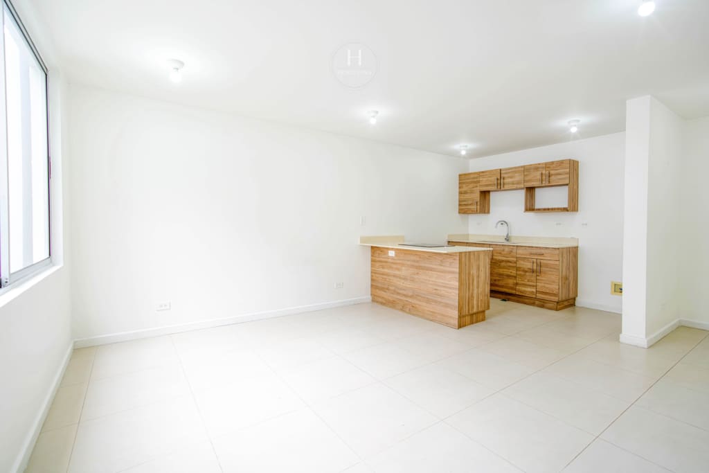 Venta de Complejo de Apartamentos en Curridabat Inversión Rentable noj1053