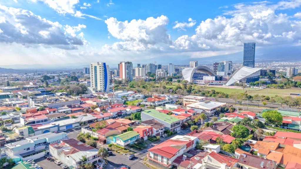 Oportunidad Comercial en La Sabana Propiedad Esquinera con Alto Potencial 4 habitaciones noj1052