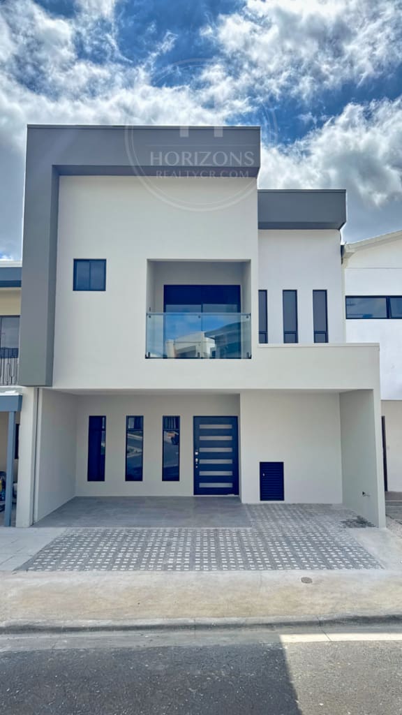 Estrene Casa En Condomino Terralta 3 Habitaciones 208M2 Nja1326