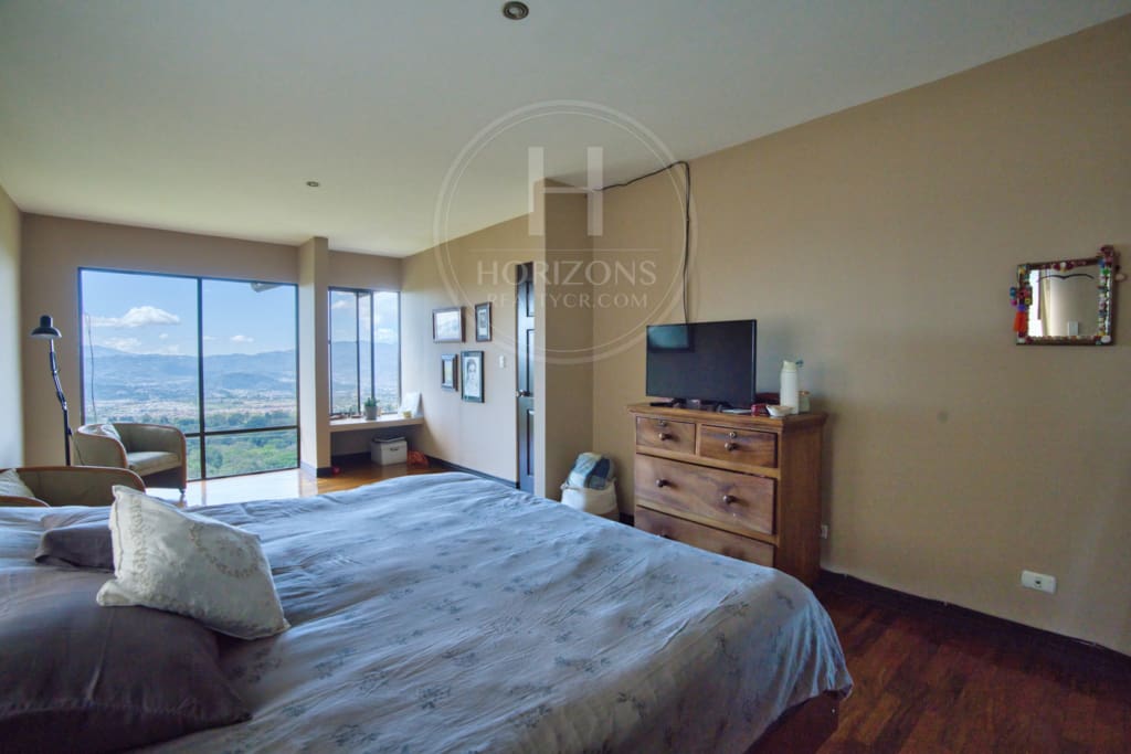 Casa En Venta En San Ramón Tres Ríos NJA1329
