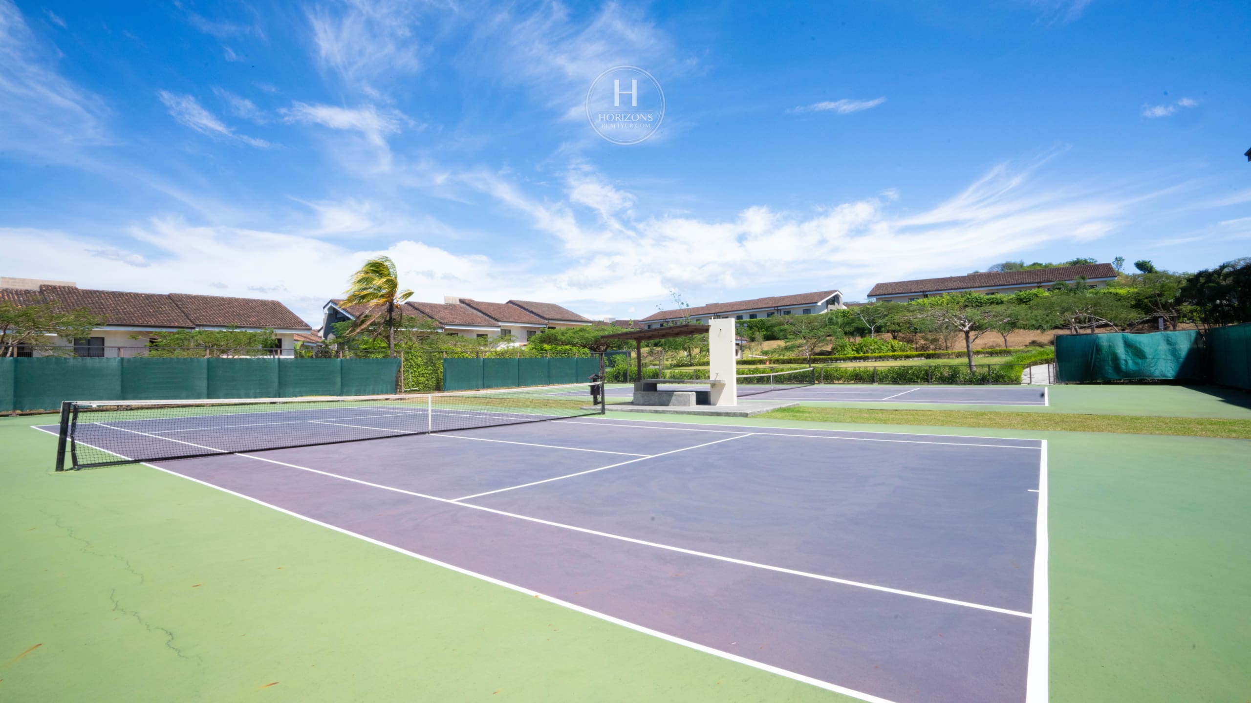 Prenventa de Apartamentos de Lujo Condominio Roble Sabana, Santa Ana nja1325