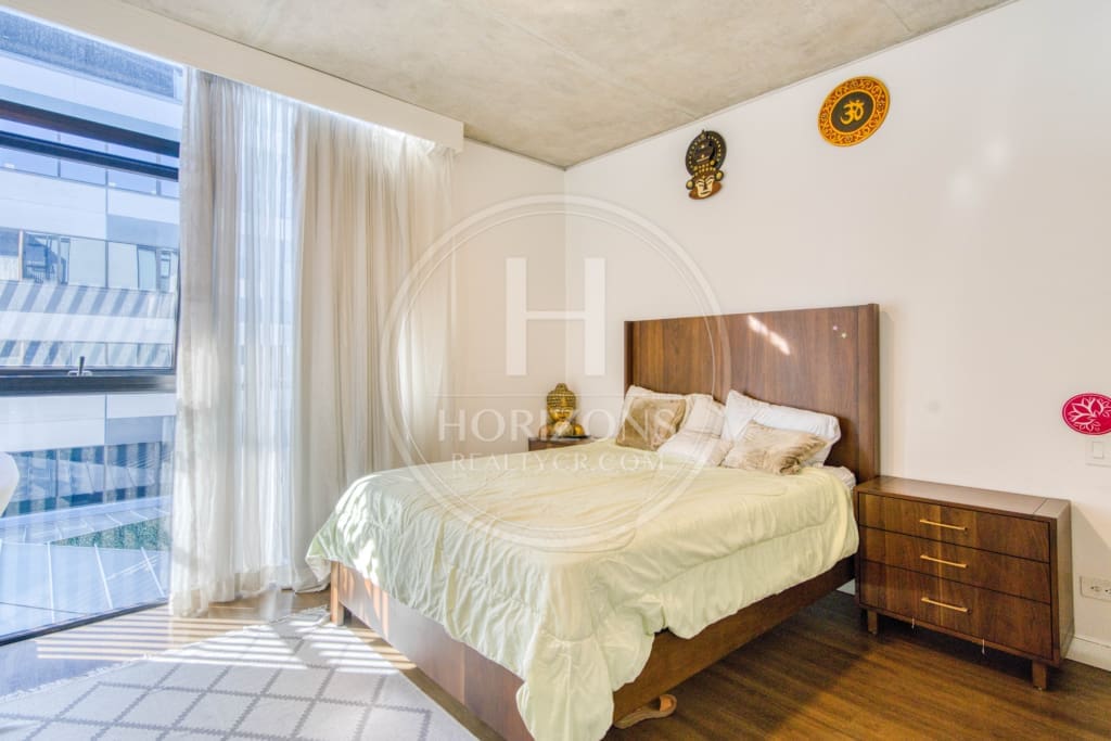 Apartamento en Escazú Village 2 Habitaciones 2 Baños 2 Parqueos noj1063