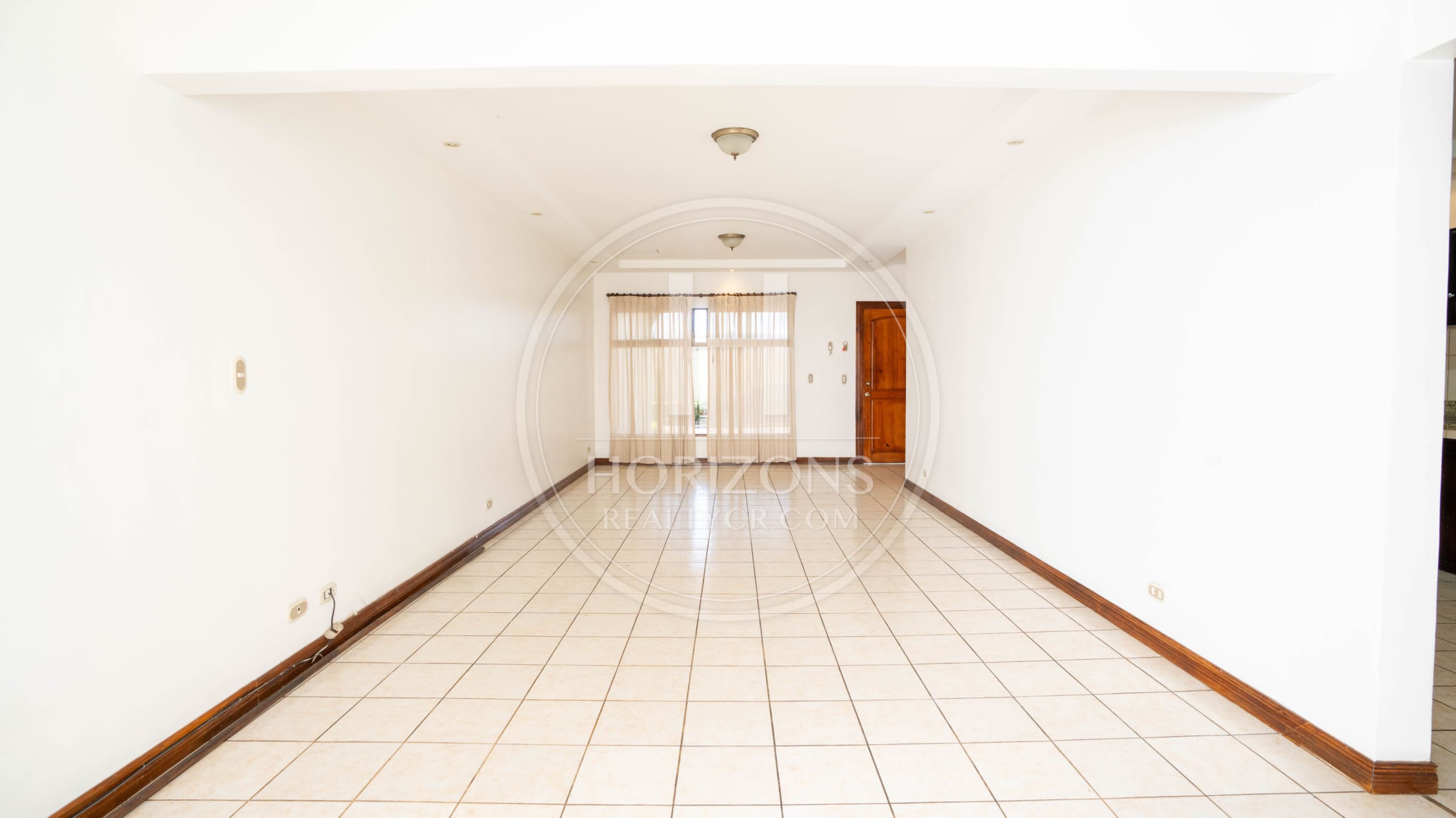 Se Alquila Casa en Sabanilla 3 Habitaciones + Habitación de Servicio noj1060